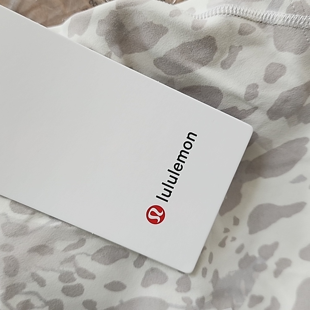 Lululemon Align Tank - Picture 3 of 8